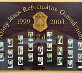 12.D osztály tablója 1999-2003-ből (Fotózott tabló)